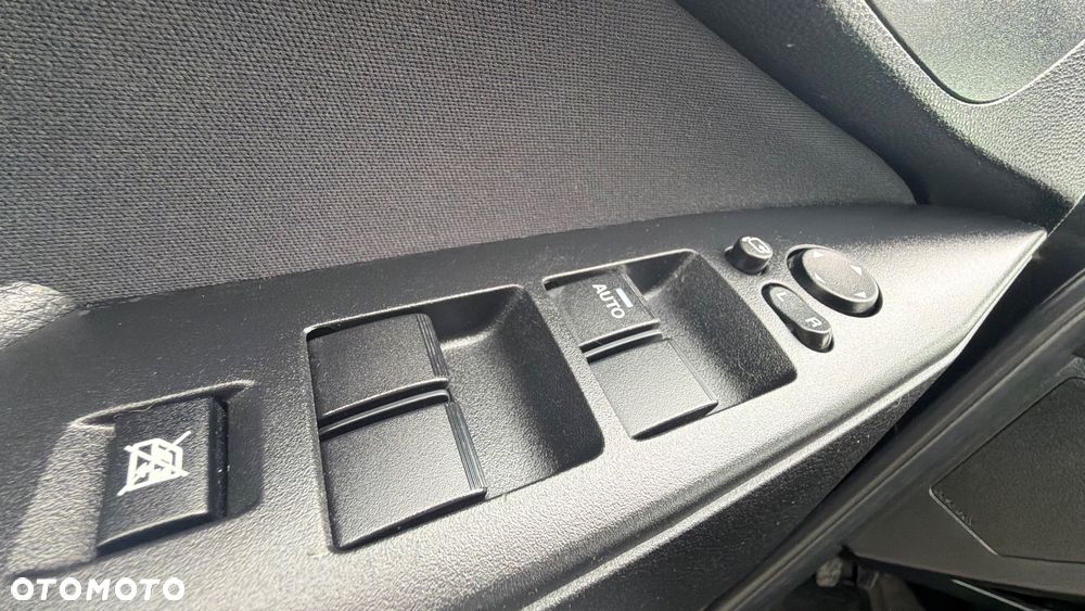 Mazda 3 1.6 MZR Active - 21