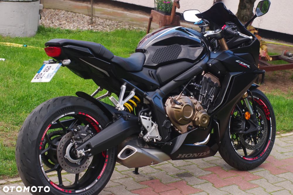 Honda CBR - 3