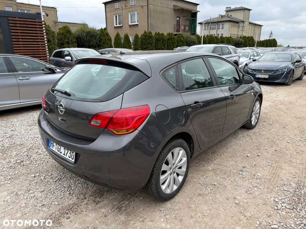 Opel Astra 1.6 Active - 19