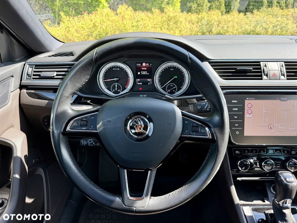 Skoda Superb 2.0 TDI SCR 4x4 L&K DSG - 17