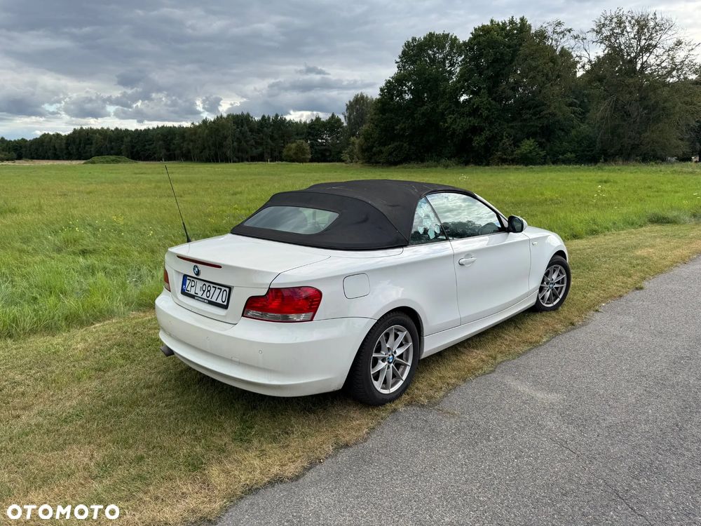 BMW Seria 1 120d - 4