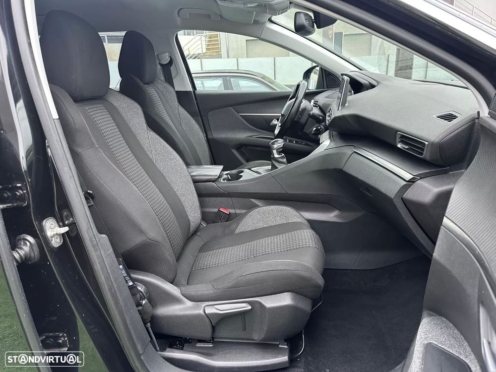 Peugeot 5008 1.2 PureTech Allure Pack - 47