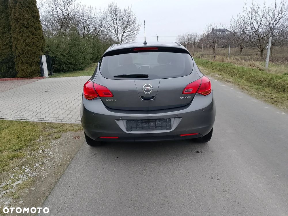 Opel Astra - 4