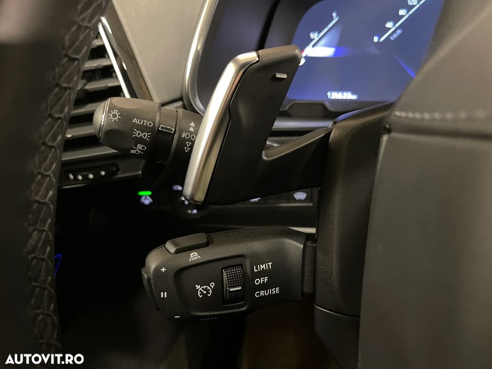 DS Automobiles DS 7 Crossback - 36