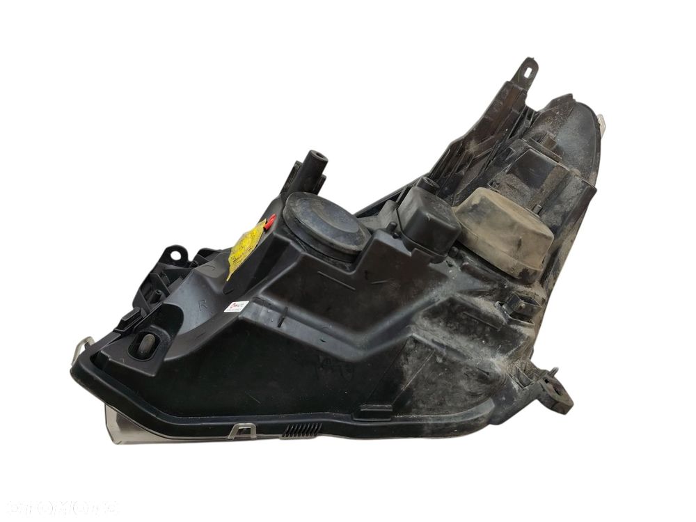LAMPA PRAWY PRZÓD OPEL ASTRA H (2004-2006) 1.6 16V 105KM - 4