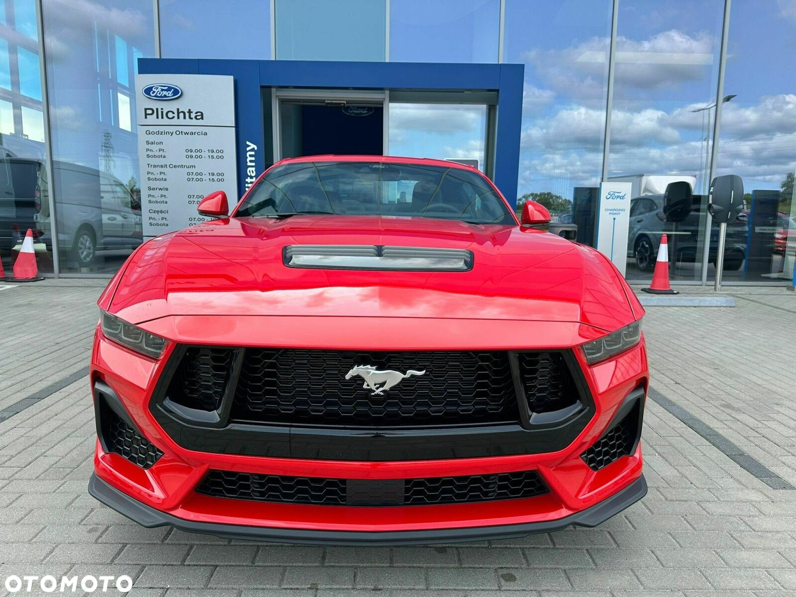 Ford Mustang - 7