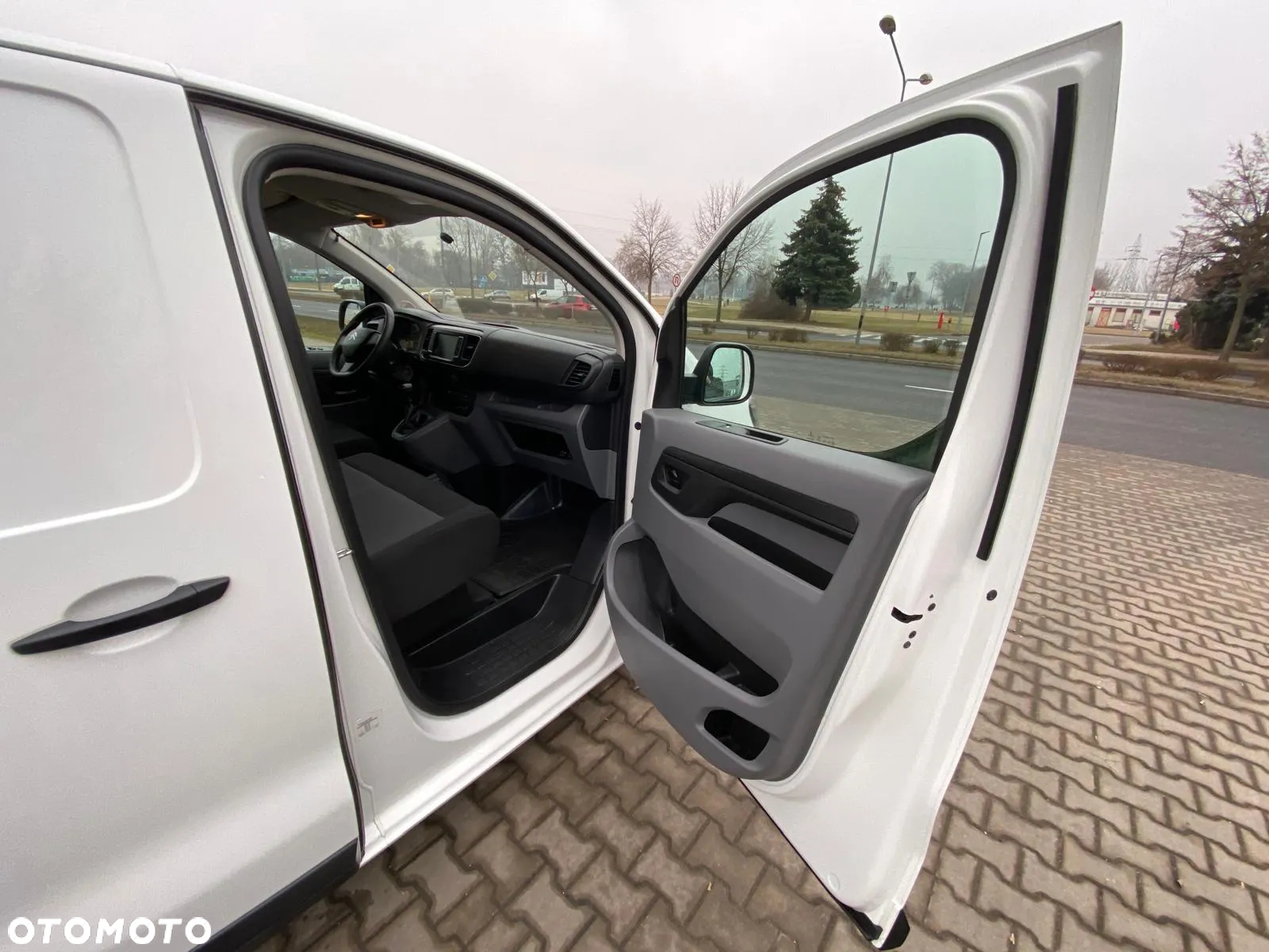 Citroën JUMPY L3 2,0 HDI 122 KM KLIMATYZACJA / NAWIGACJA - 27