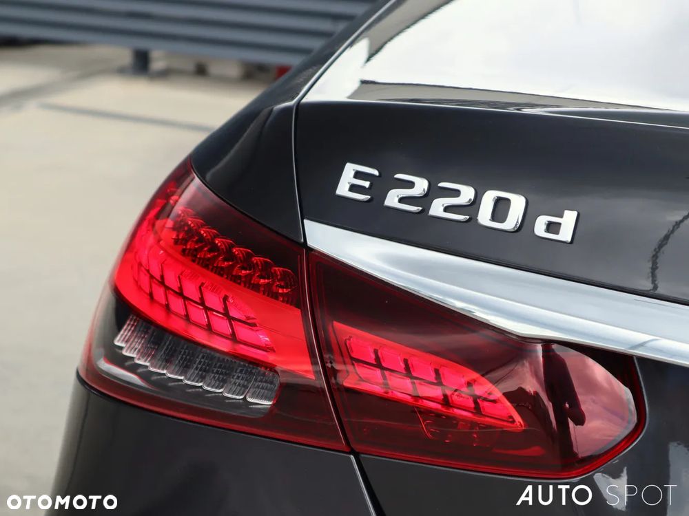 Mercedes-Benz Klasa E 220 d 4-Matic AMG - 7