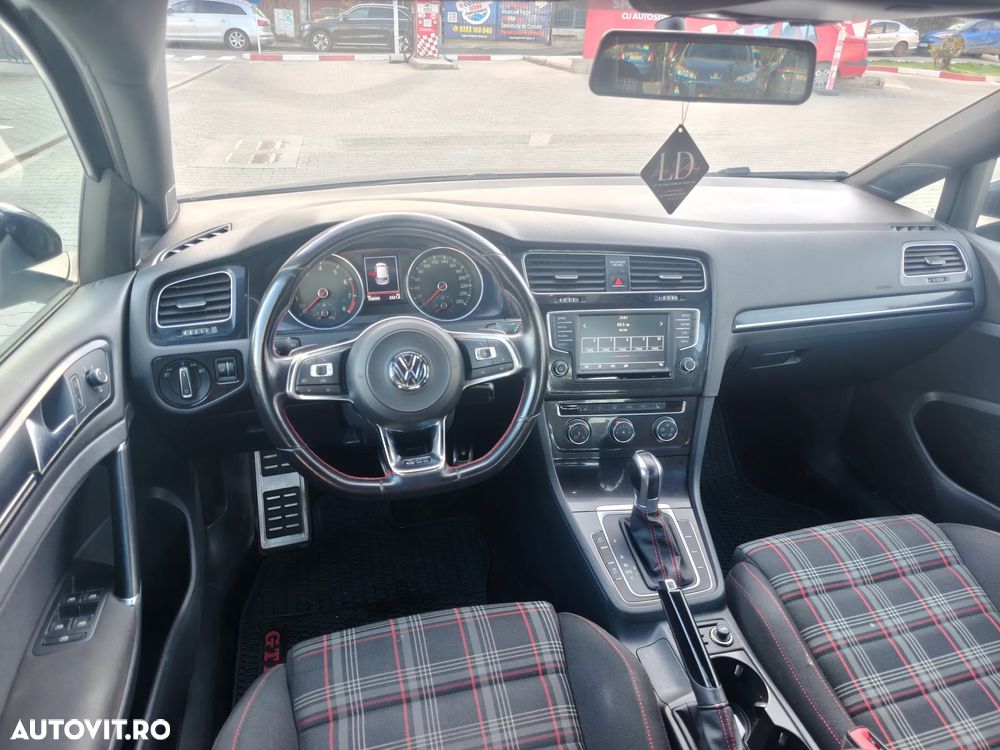 Volkswagen Golf 2.0 GTI DSG - 6