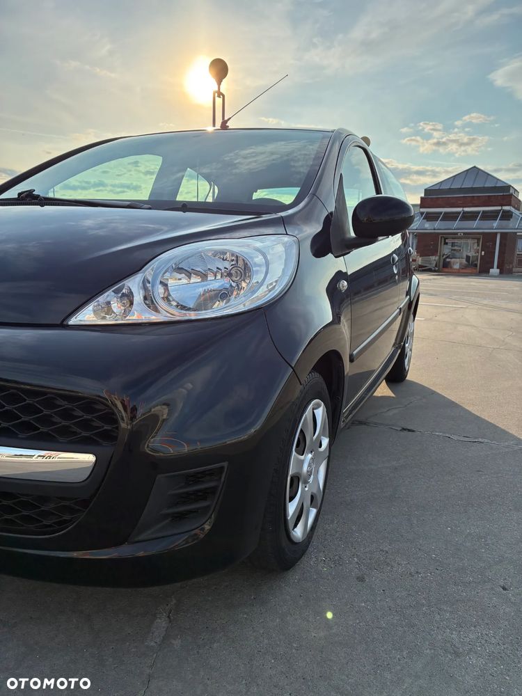 Peugeot 107 1.0 Urban Move - 9