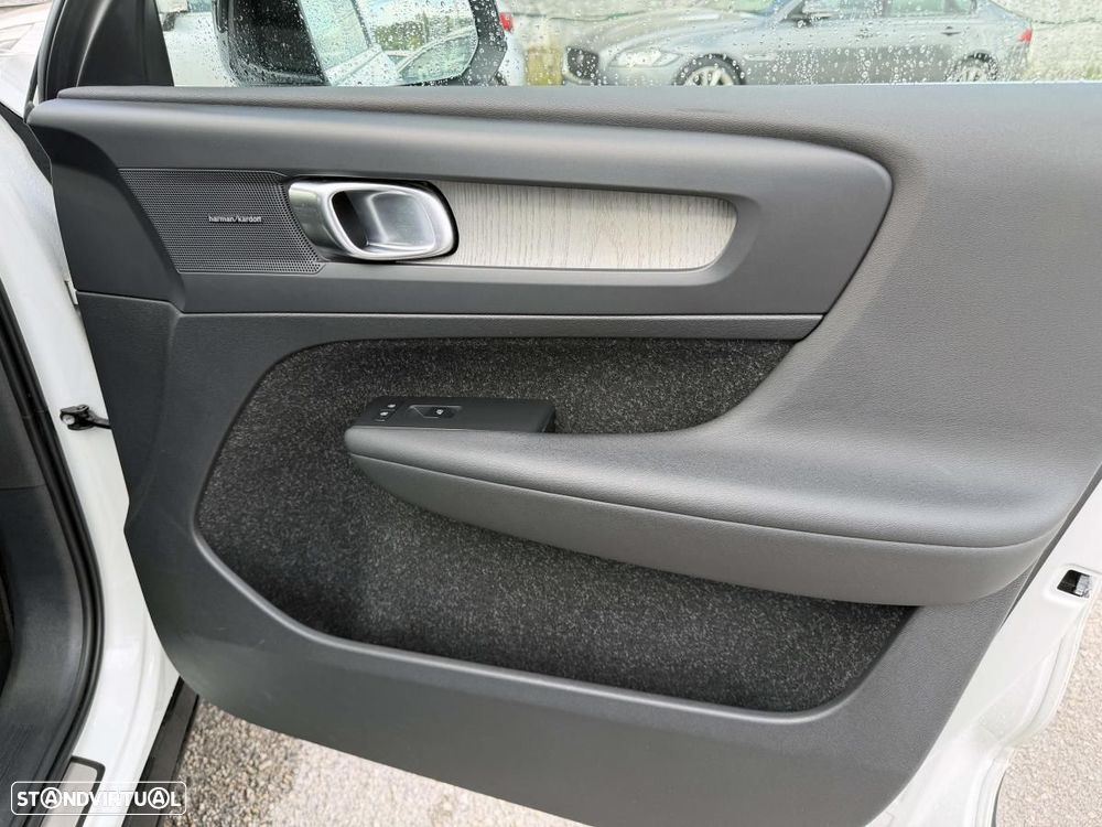 Volvo XC 40 1.5 T5 PHEV Inscription - 27