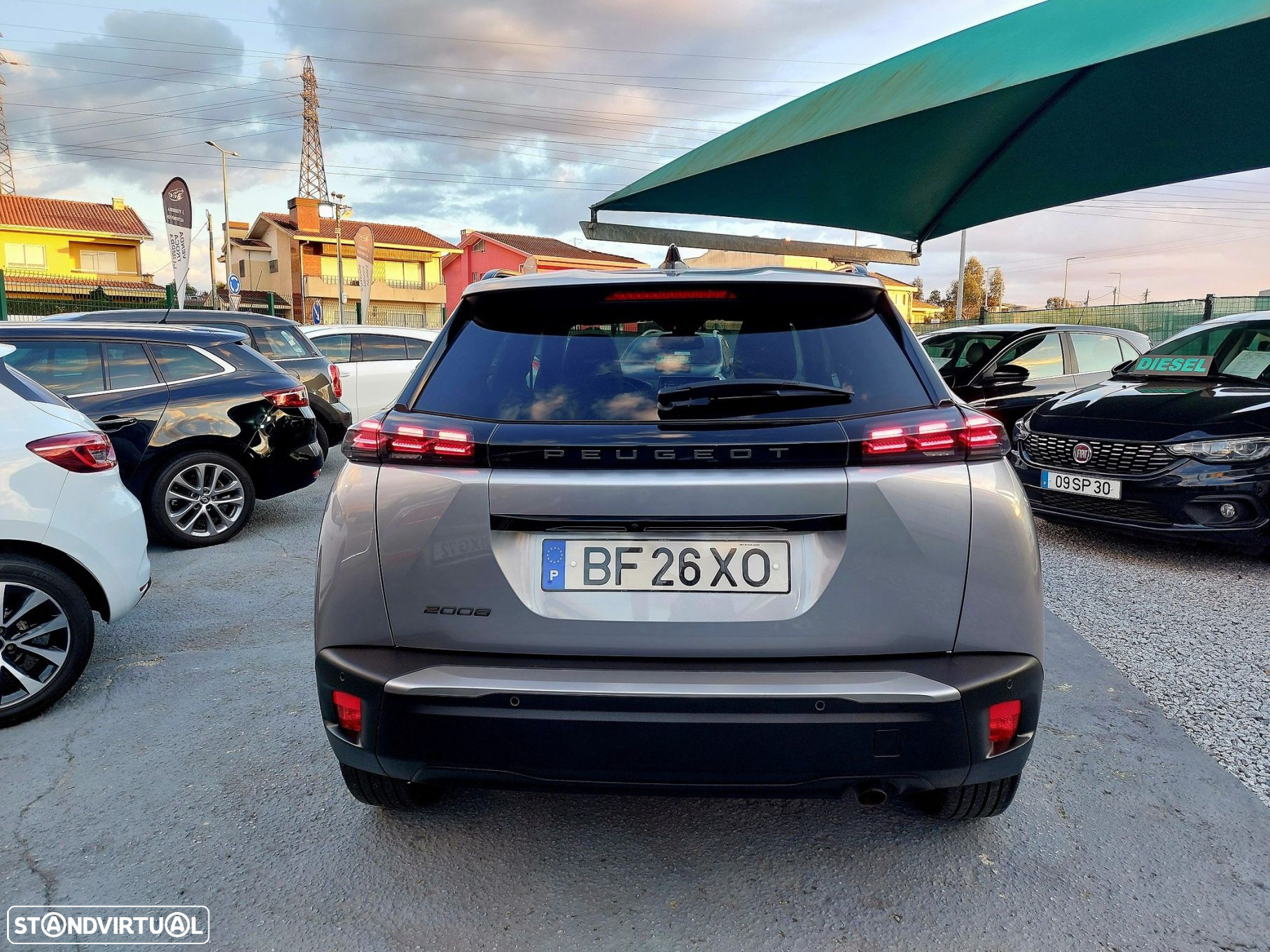 Peugeot 2008 1.2 PureTech Allure - 6
