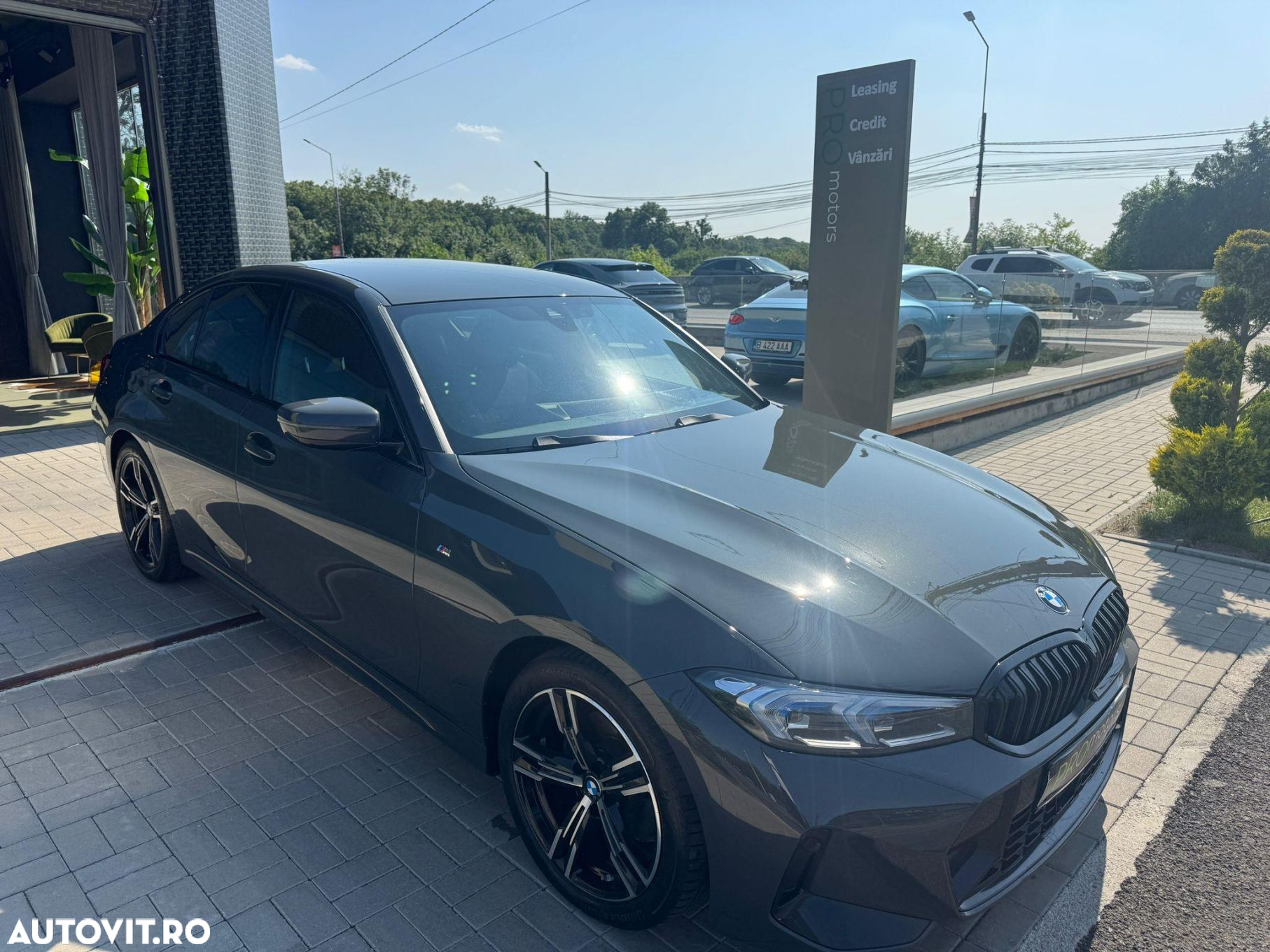 BMW Seria 3 320d xDrive Aut. M Sport - 12