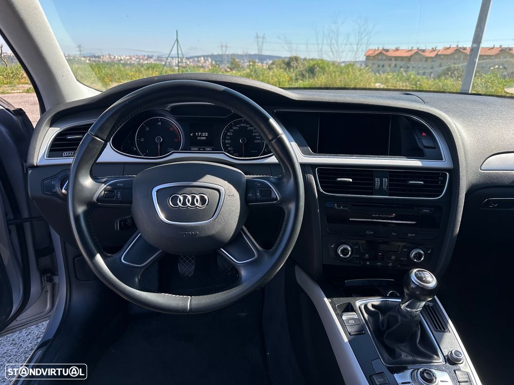 Audi A4 Avant 2.0 TDI DPF clean Attraction - 10