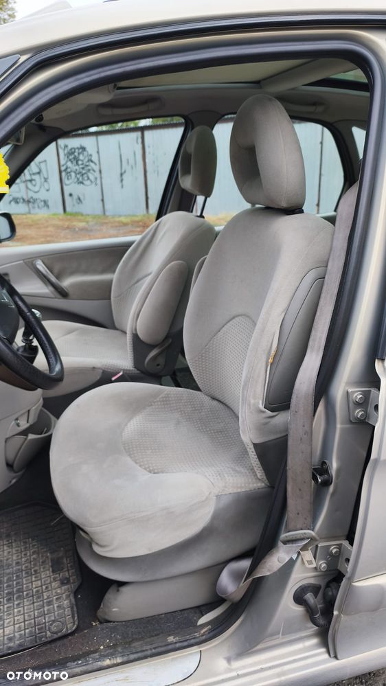 Citroën Xsara Picasso - 10