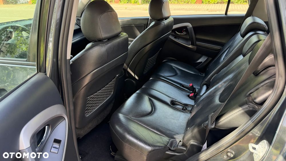 Toyota RAV4 2.2 D-CAT 4x4 Executive - 13