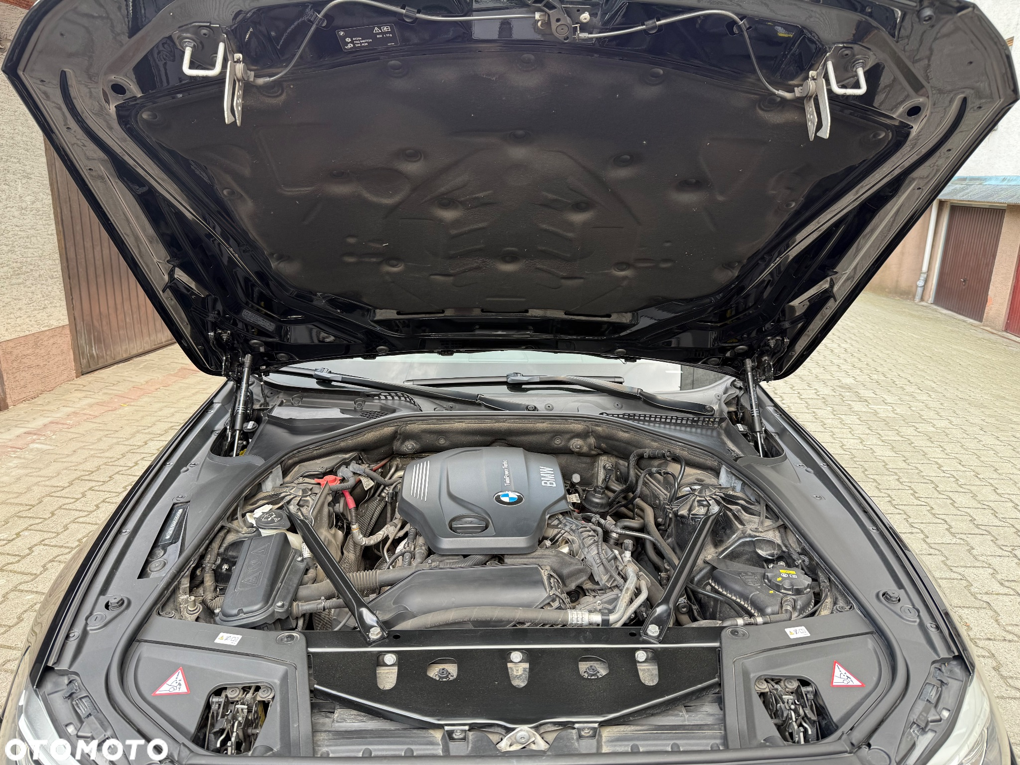 BMW Seria 5 520d - 13