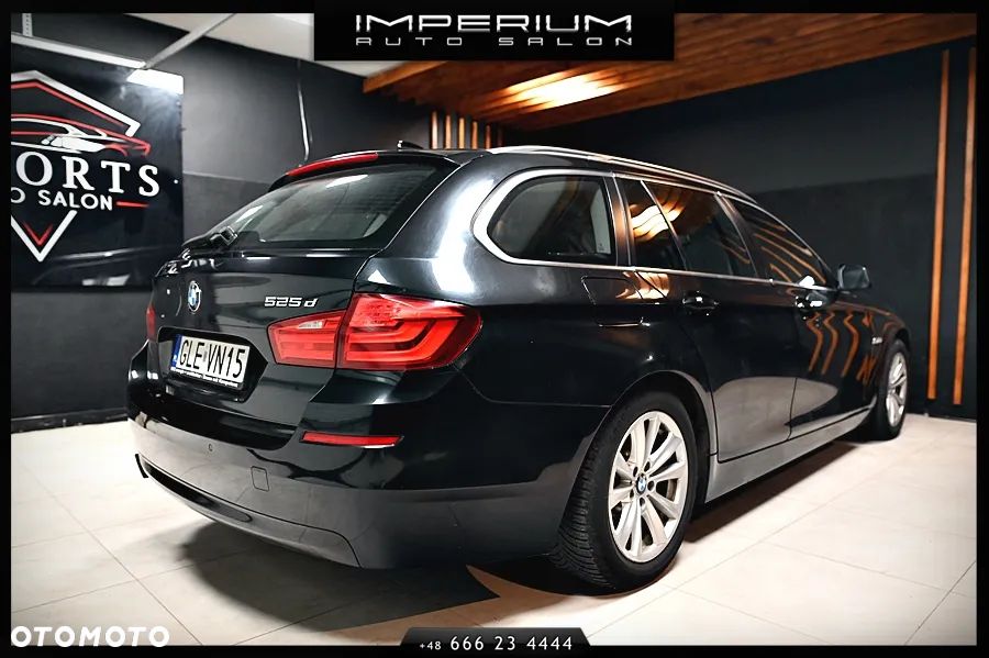 BMW Seria 5 525d Touring Modern Line - 13