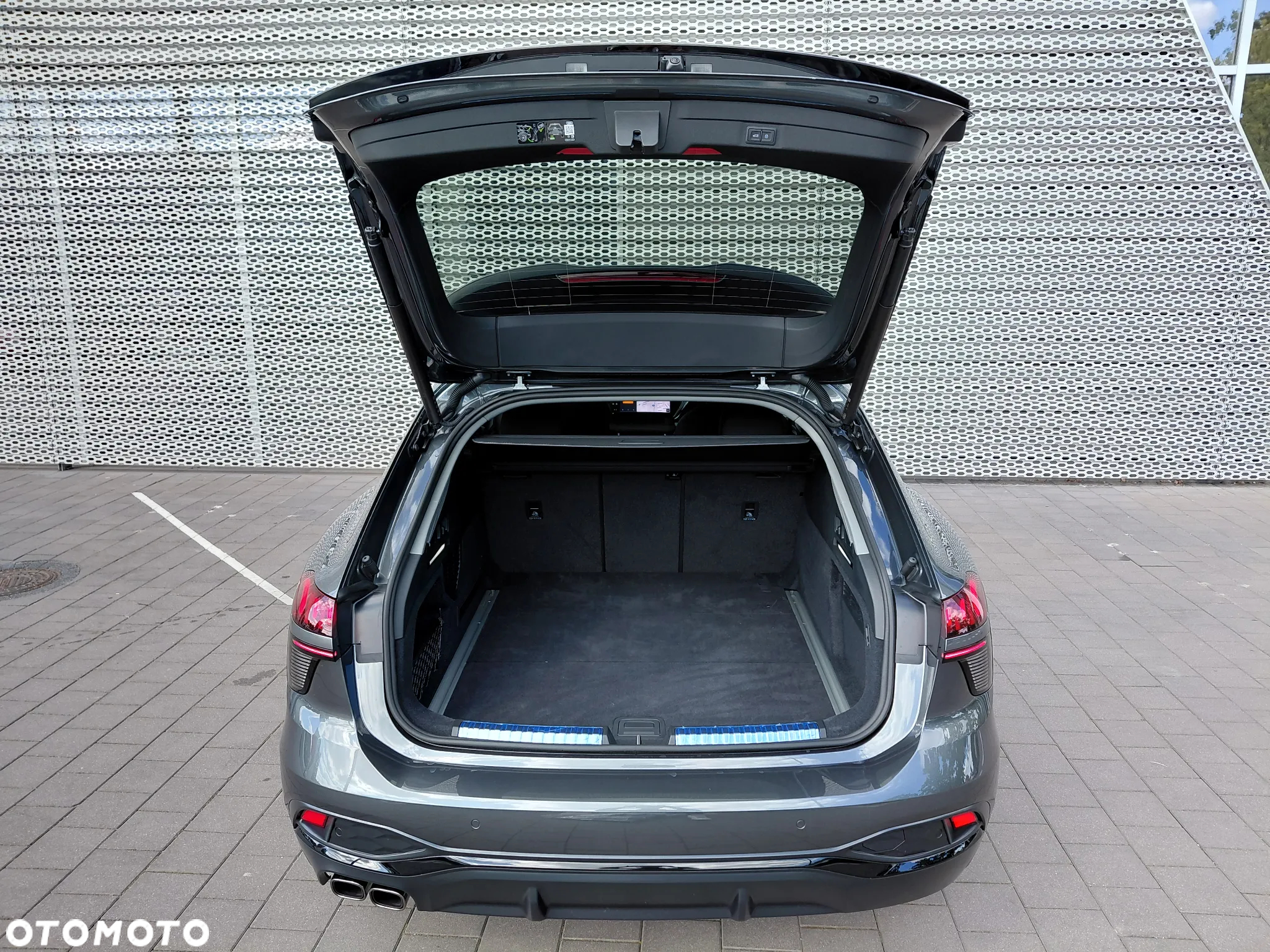 Audi A6 Avant 40 TDI quattro S tronic - 8
