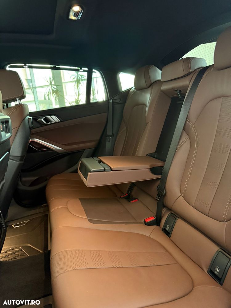 BMW X6 xDrive40i - 14