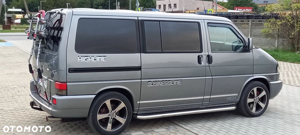 Volkswagen Caravelle Standard - 9