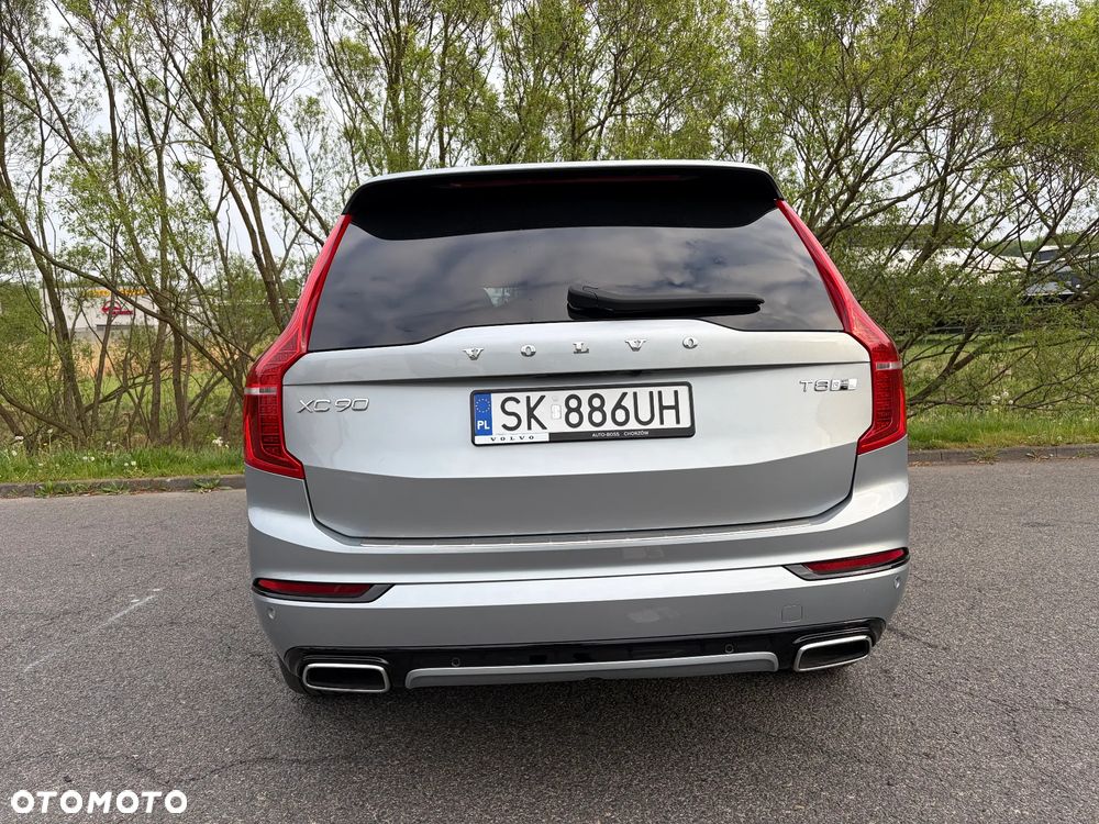 Volvo XC 90 T8 AWD Plug-In Hybrid R-Design 7os - 16