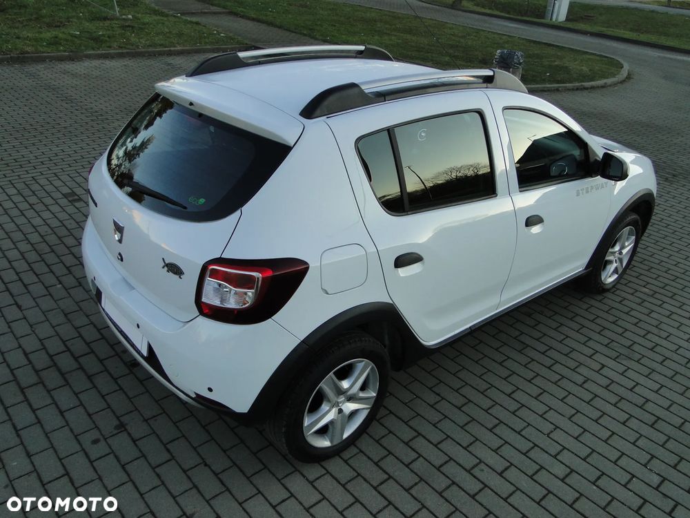 Dacia Sandero Stepway TCe 90 (S&S) Essential - 3