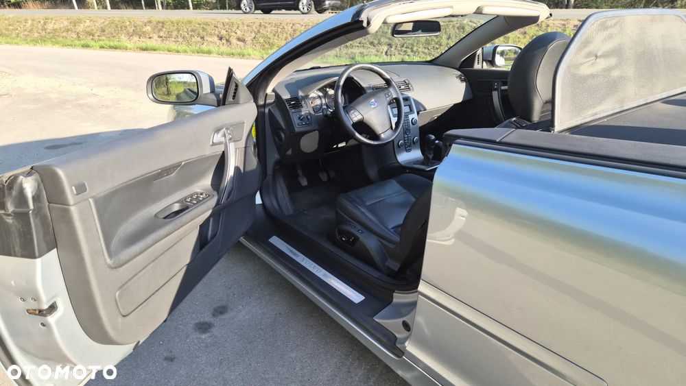 Volvo C70 2.0D Summum - 31