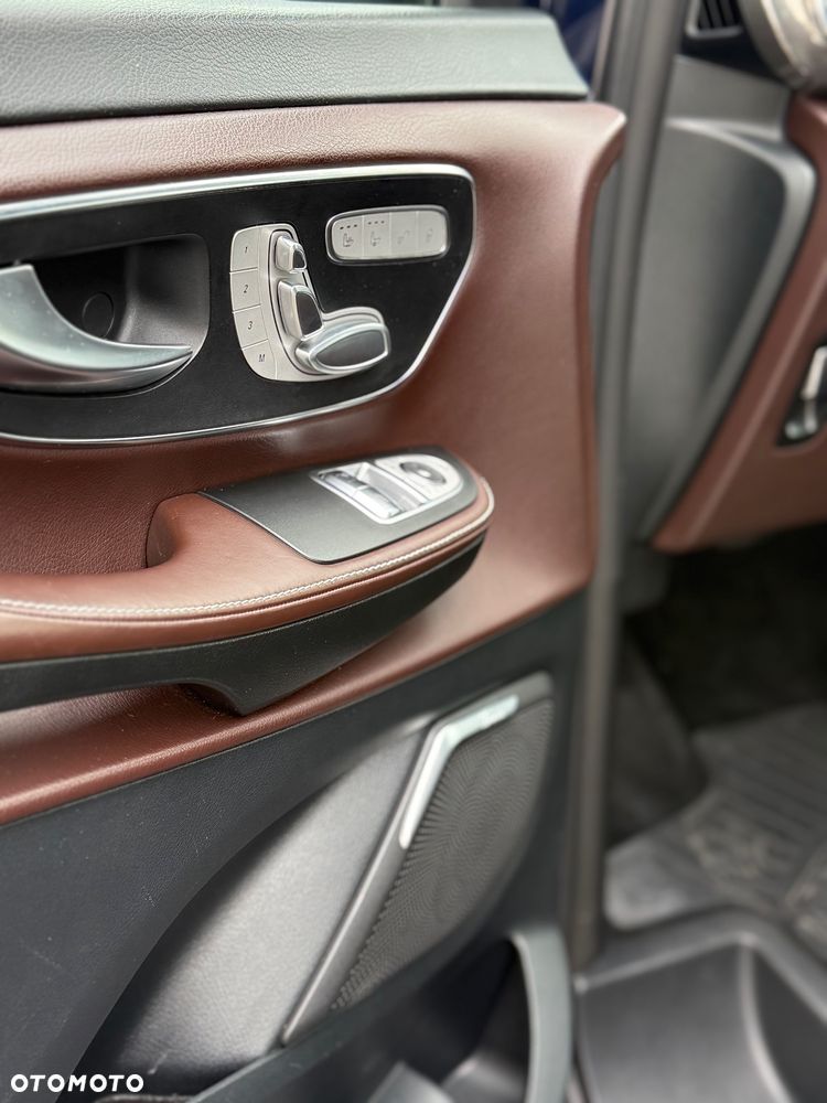 Mercedes-Benz Klasa V 250 d 4-Matic 7G-Tronic (d³ugi) - 27