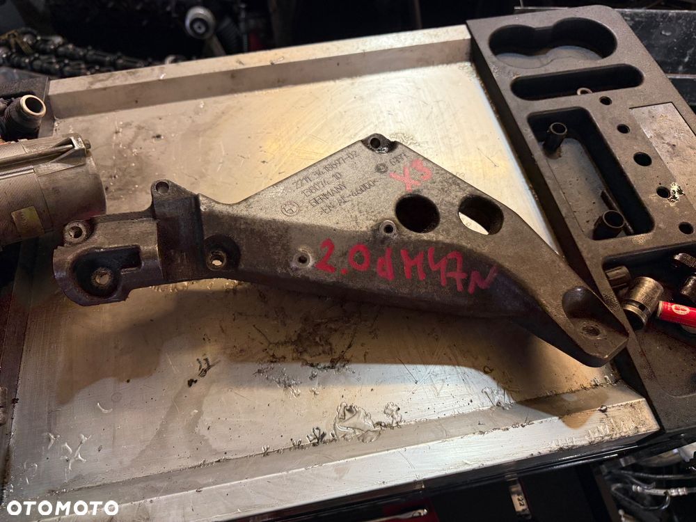 Łapa silnika wspornik lewy Bmw e83 2.0d M47N 150KM 3418697 - 4