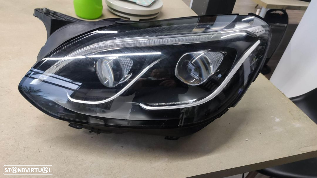 farol esquerdo full Led ILS Mercedes SLK R172 SLC - A1729063501 - 2