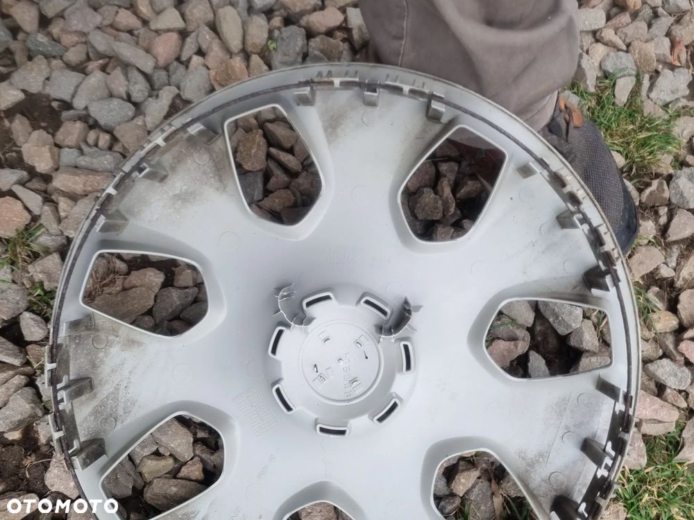 OPEL ASTRA J,ZAFIRA C kolpaki Oryginalne 17" srebrny 4szt,db stan - 7