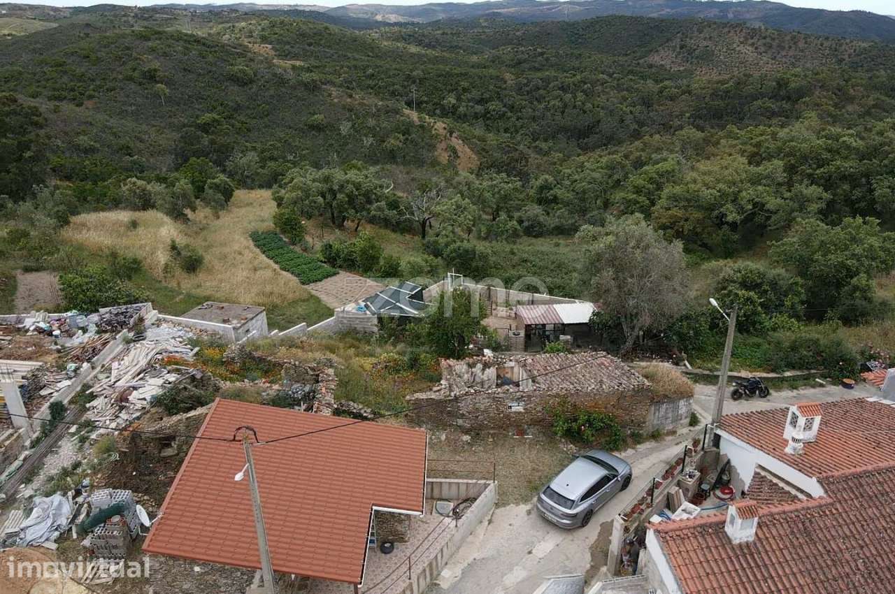 Ruína para recuperar em Monte Velho, São Barnabé, Almodôvar - Grande imagem: 5/12