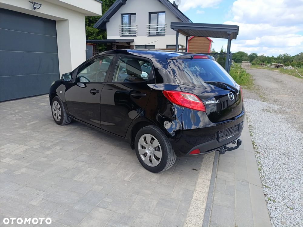 Mazda 2 - 16