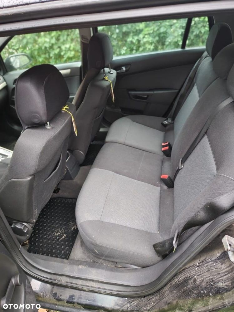 Opel Astra - 4