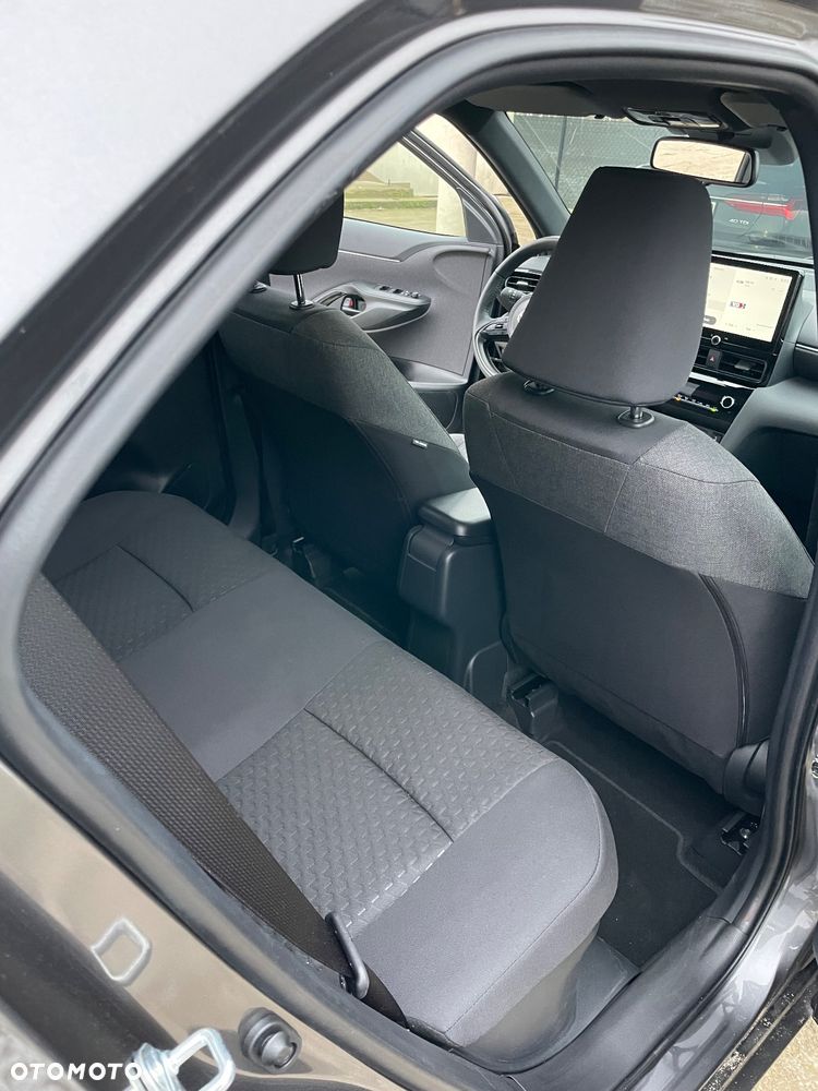 Toyota Yaris - 8