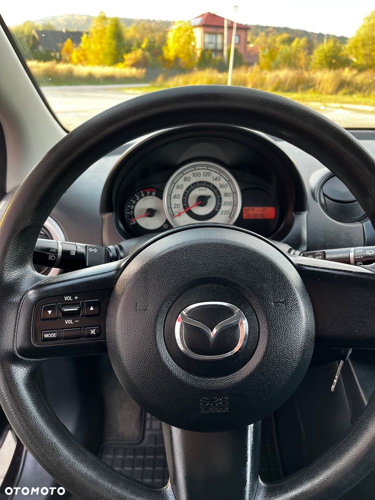 Mazda 2 1.3 Exclusive - 11
