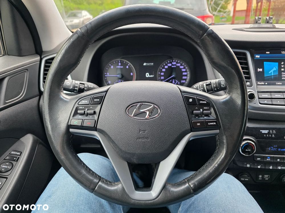 Hyundai Tucson 2.0 CRDI 4WD Style - 13