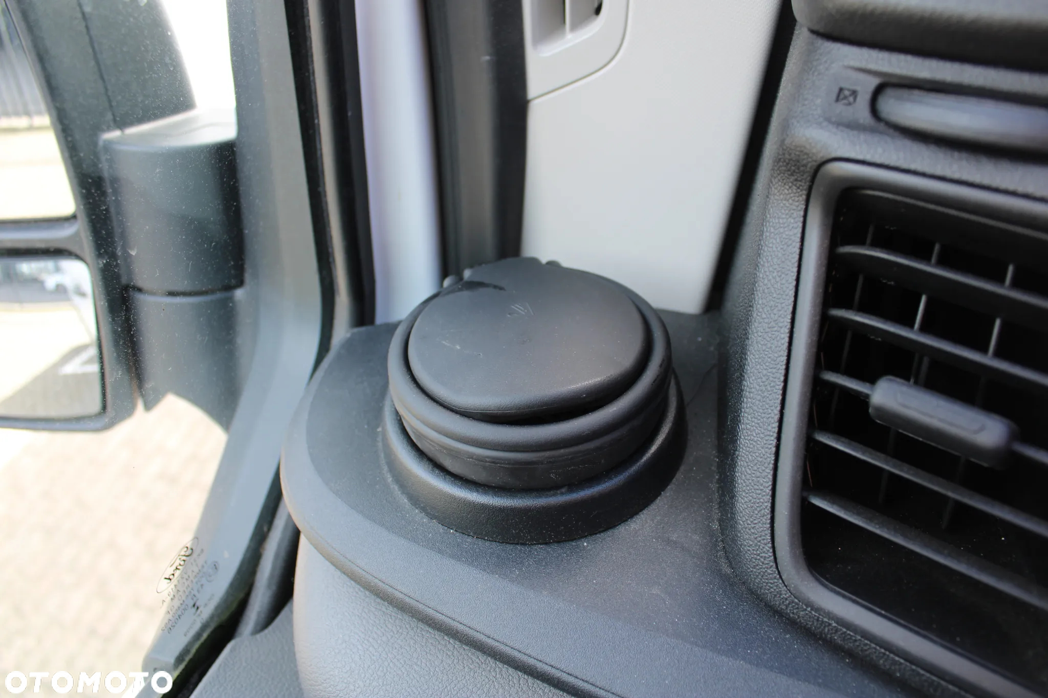 Ford Transit Trend - 22