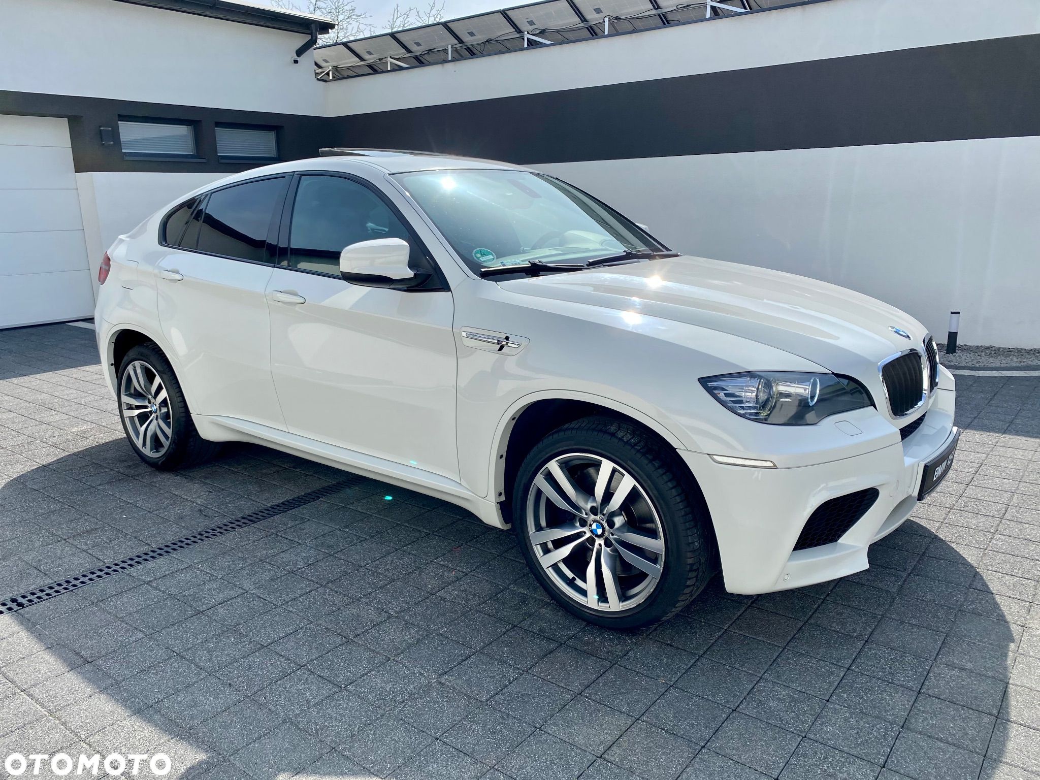 BMW X6M - 1
