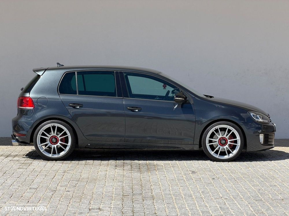 VW Golf 2.0 GTI DSG - 3