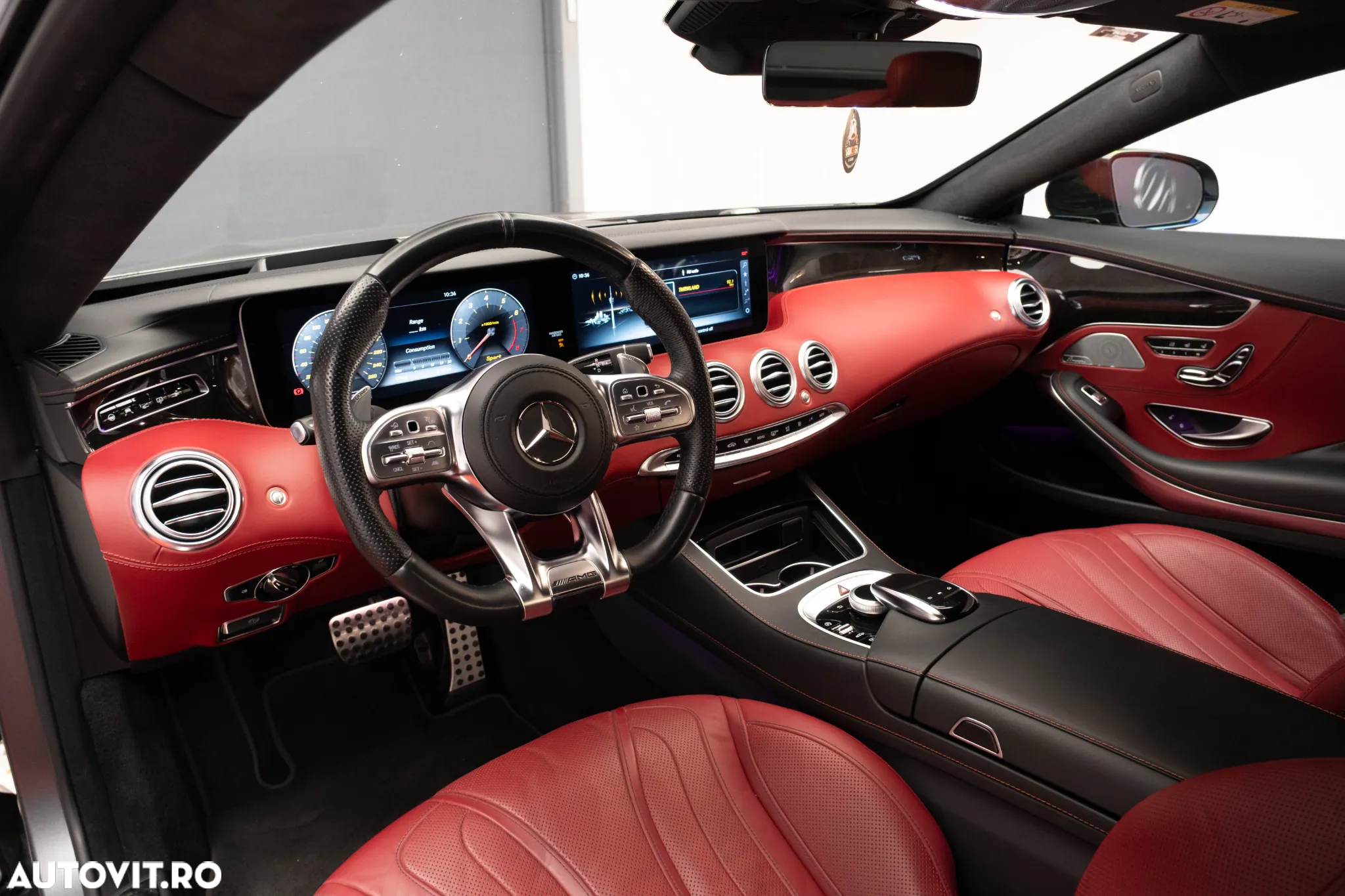 Mercedes-Benz S 560 Coupe 4Matic 9G-TRONIC - 36