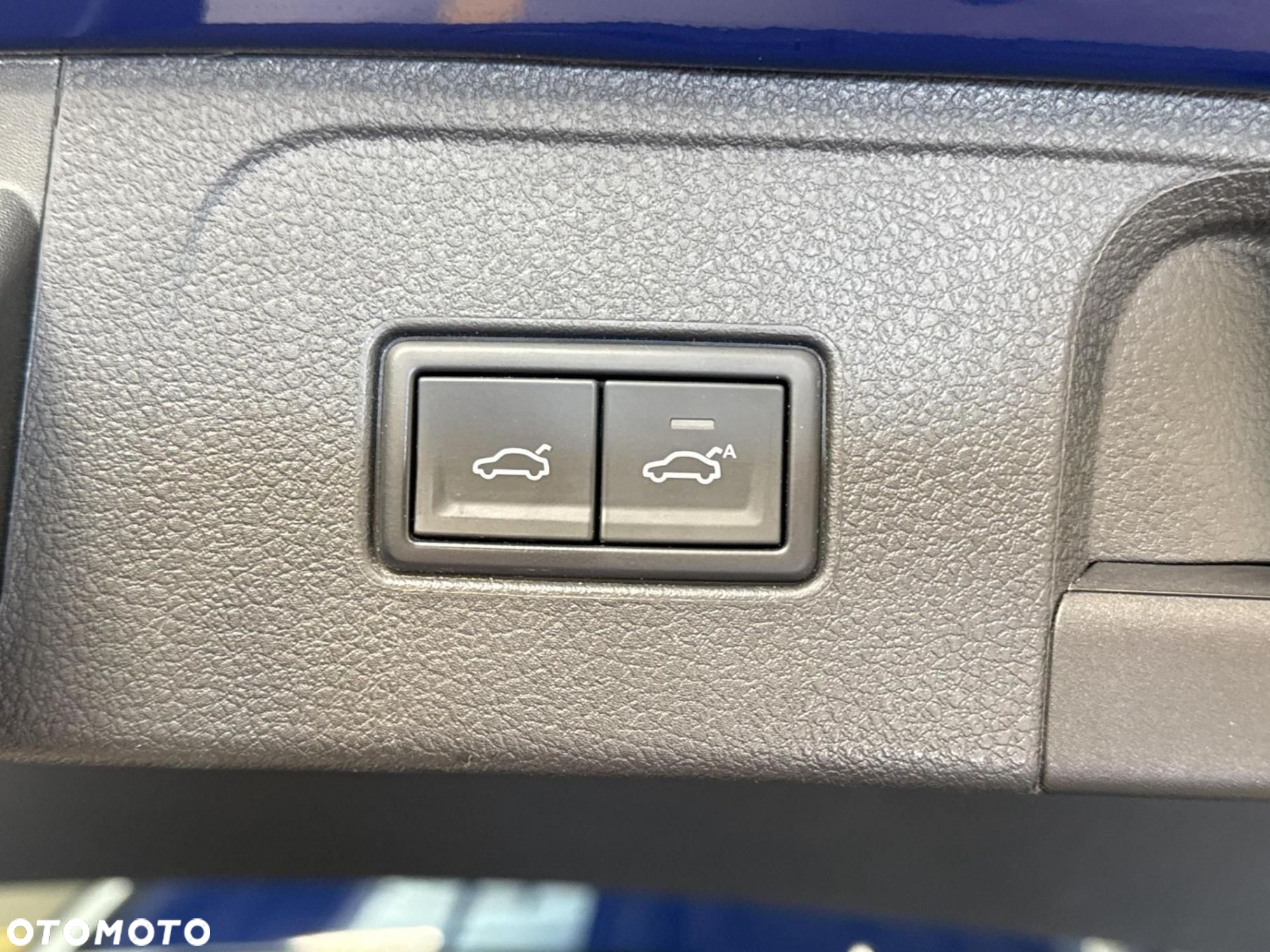 Volkswagen Passat - 22