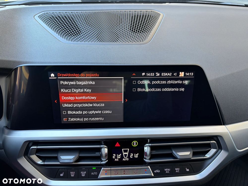 BMW Seria 3 330i - 40