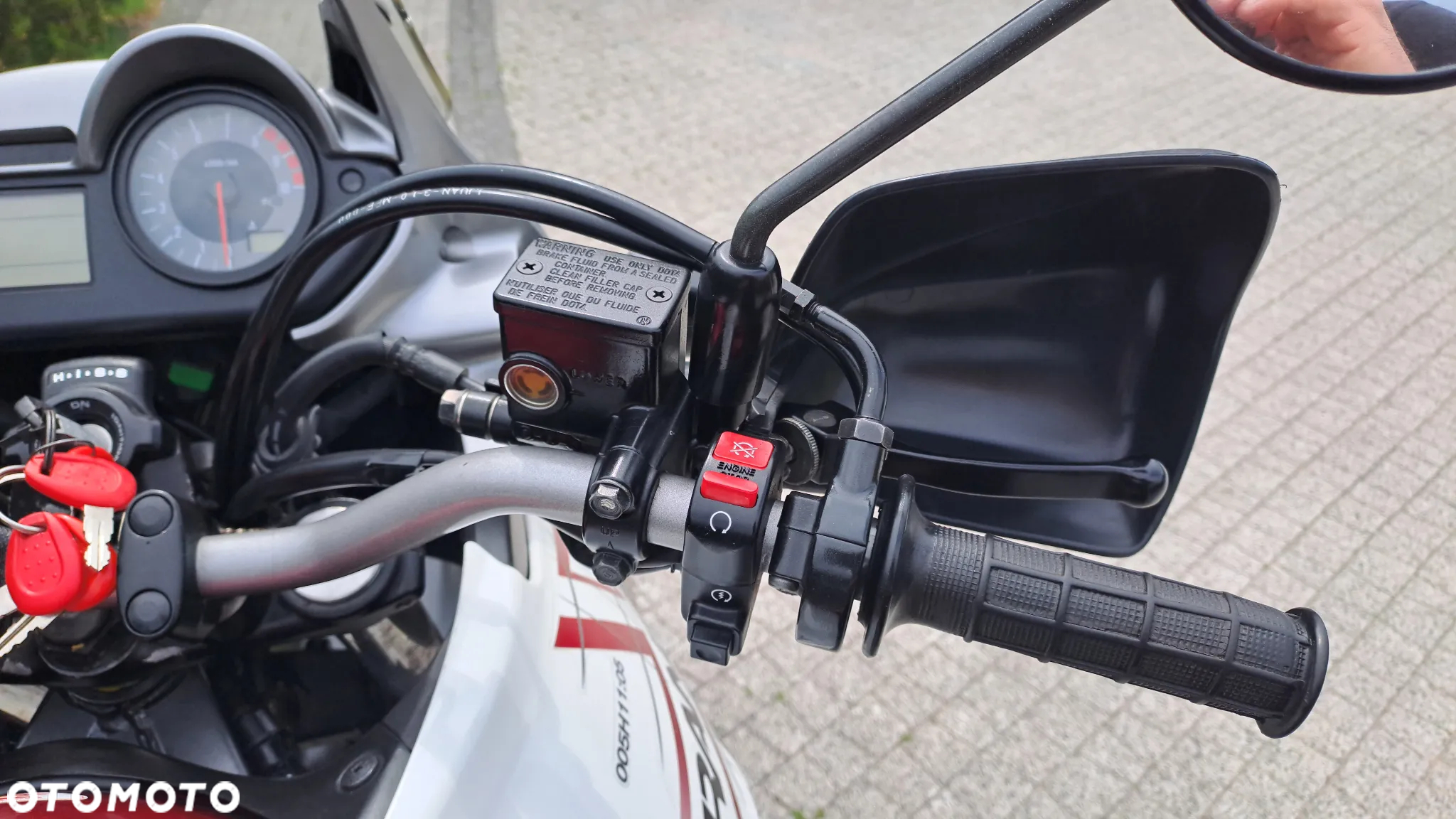 Honda XL - 17