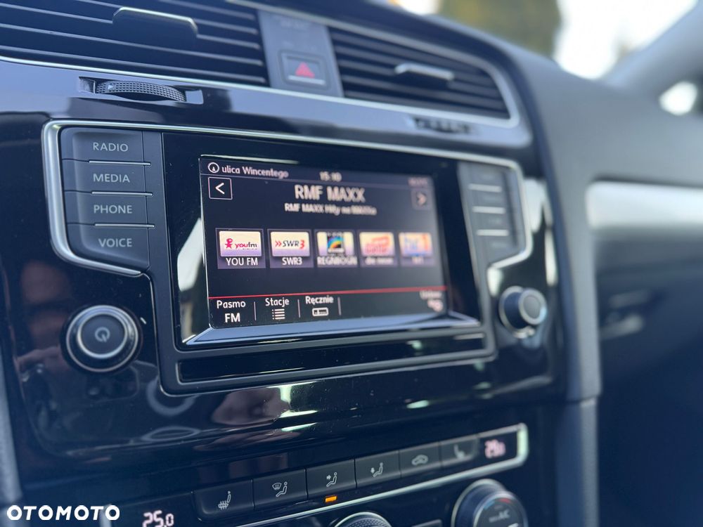 Volkswagen Golf 1.4 TSI BlueMotion Technology Cup - 17