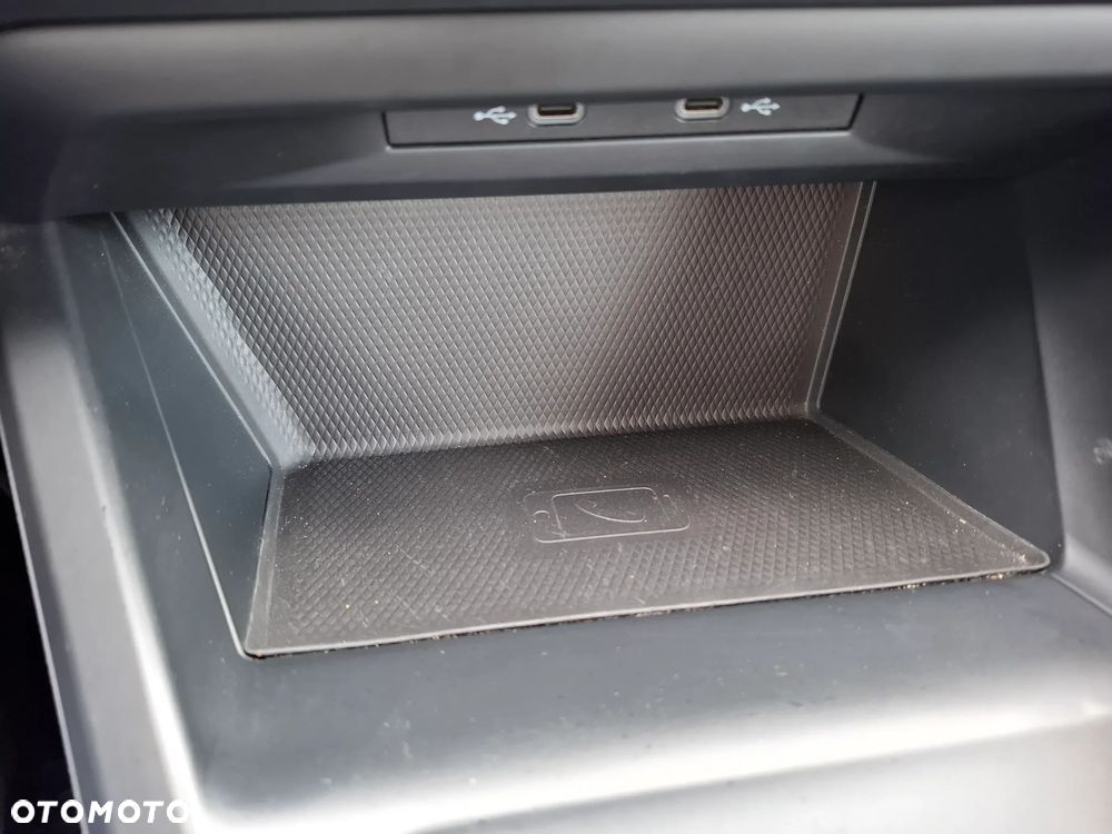 Volkswagen Golf VIII 1.5 TSI EVO Life - 25