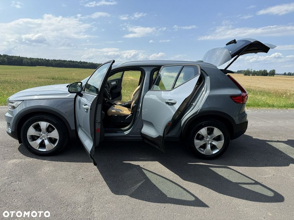 Volvo XC 40 D4 AWD Momentum Pro - 18
