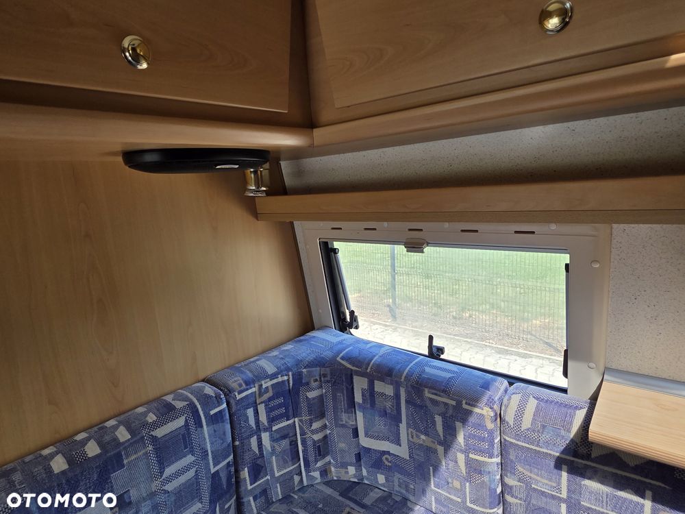 Mercedes-Benz Sprinter - 24