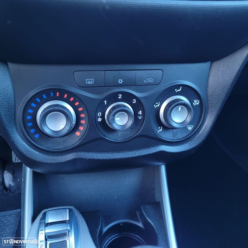 Alfa Romeo MiTo - 14